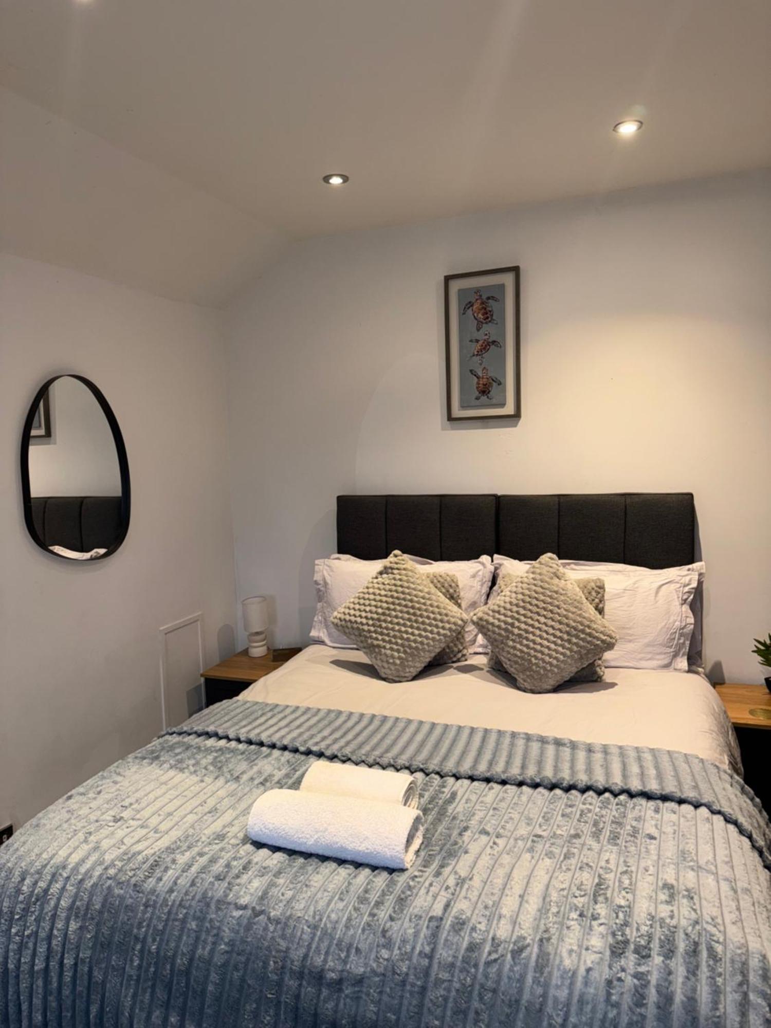 Cosy Countryside Stay- Waters Upton, Telford Exteriér fotografie